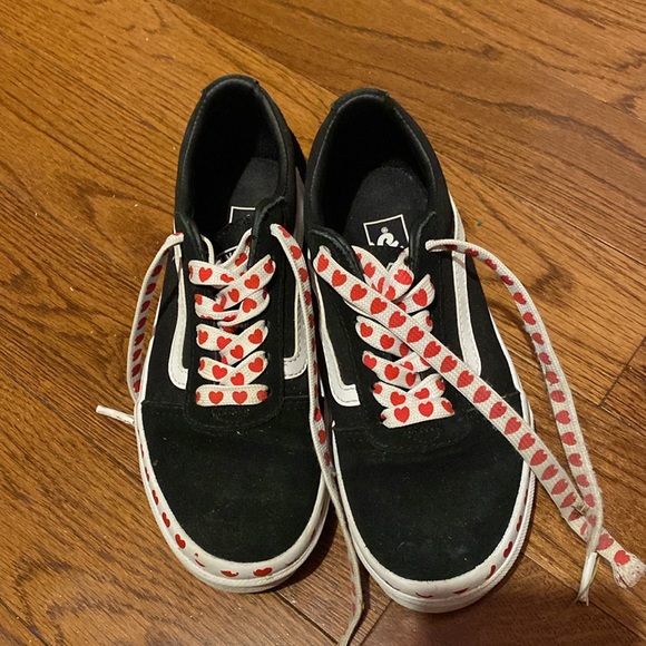 Vans Heart Shoes - Picture 3 of 9
